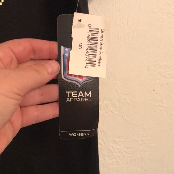 NWT Woman’s Green Bay Packers Bing Shirt - Picture 4 of 6